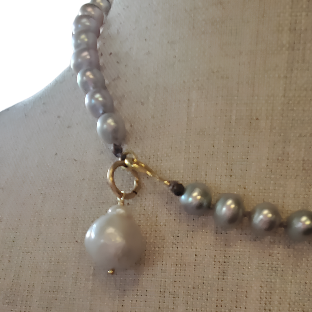 Shook Pearl 1 Baroque Grey 18" Necklace