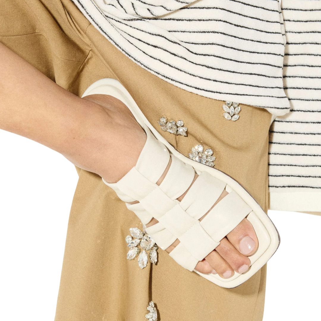 Selena Cloud Mule Sandal in Vanilla Nappa