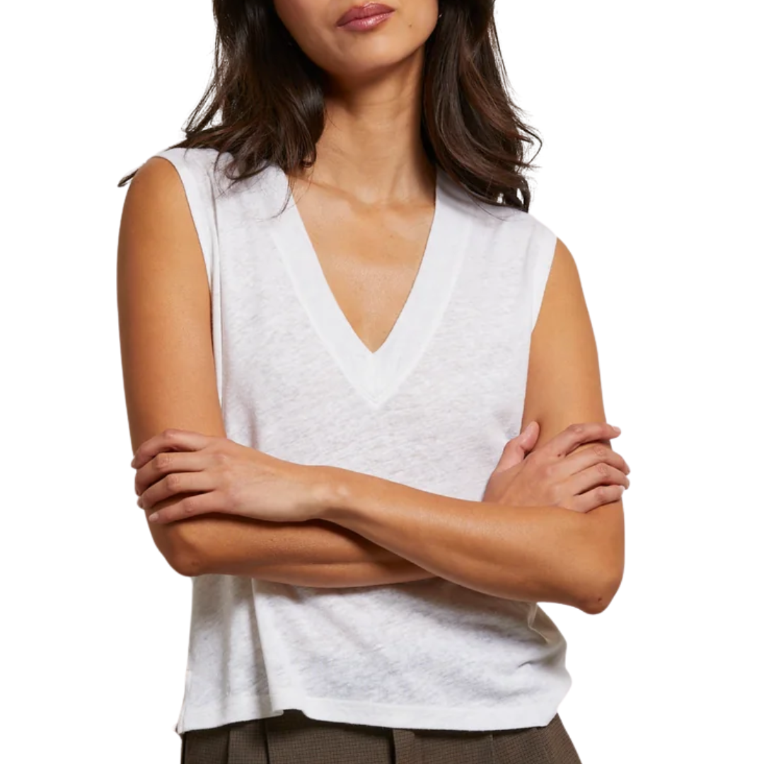 Lucy V-Neck Tank in Natural