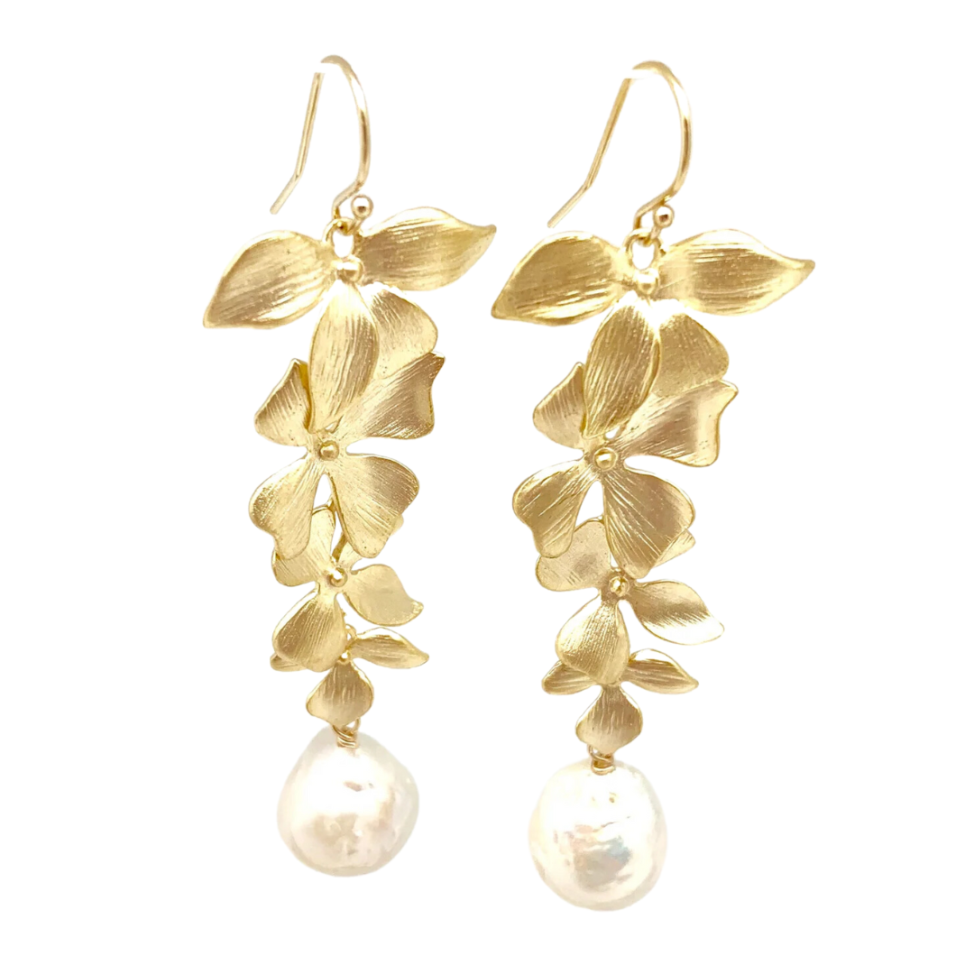 Long Disa Earrings in Gold