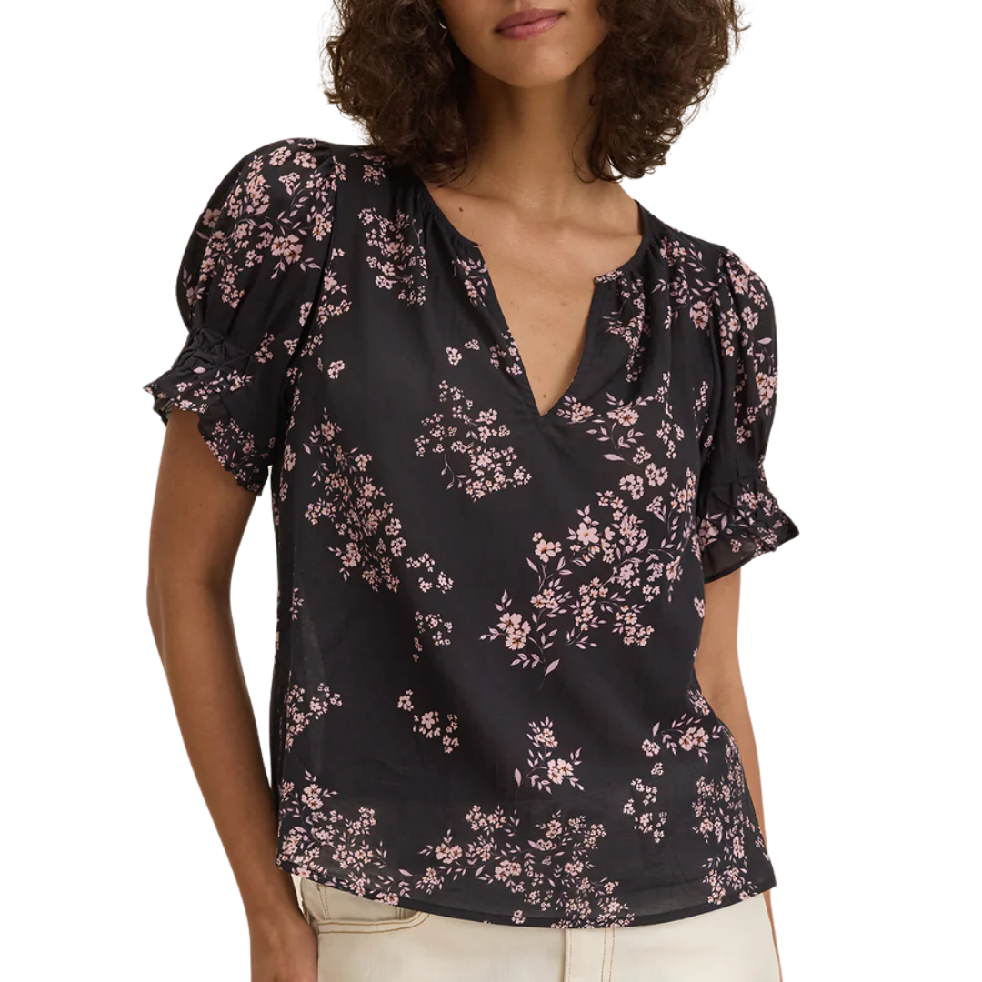 Leslie Top in Meadow