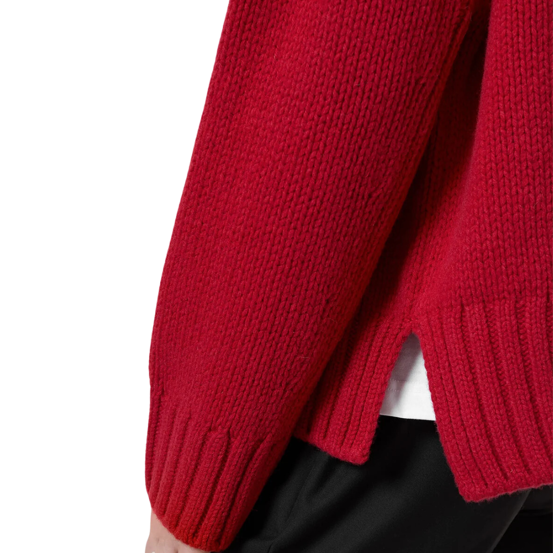 Rollneck Long Sleeves in Chili Pepper Red