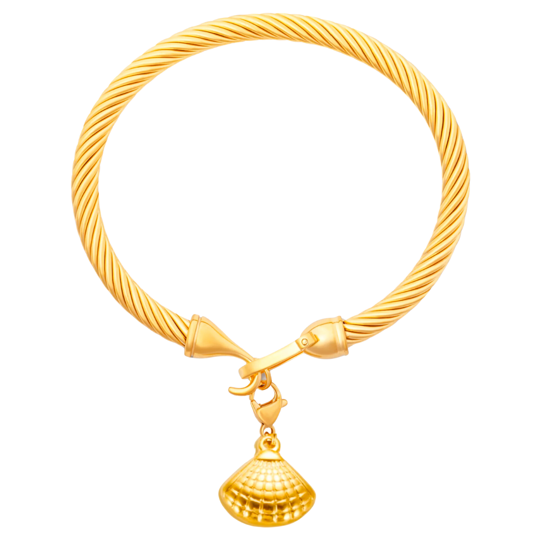 Tatti Shell Bracelet in Gold