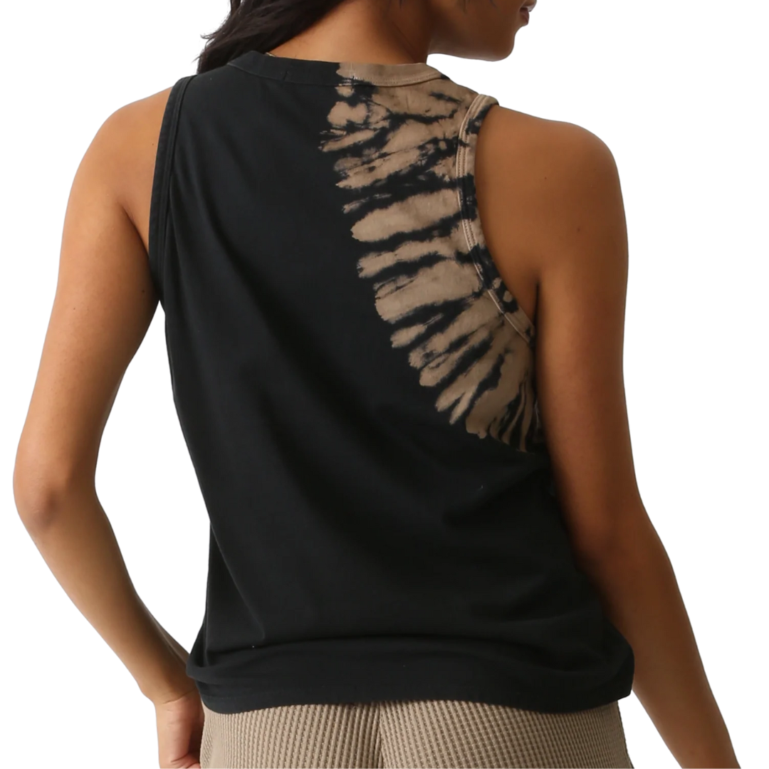 Knight Tank in Onyx/Palo Santo