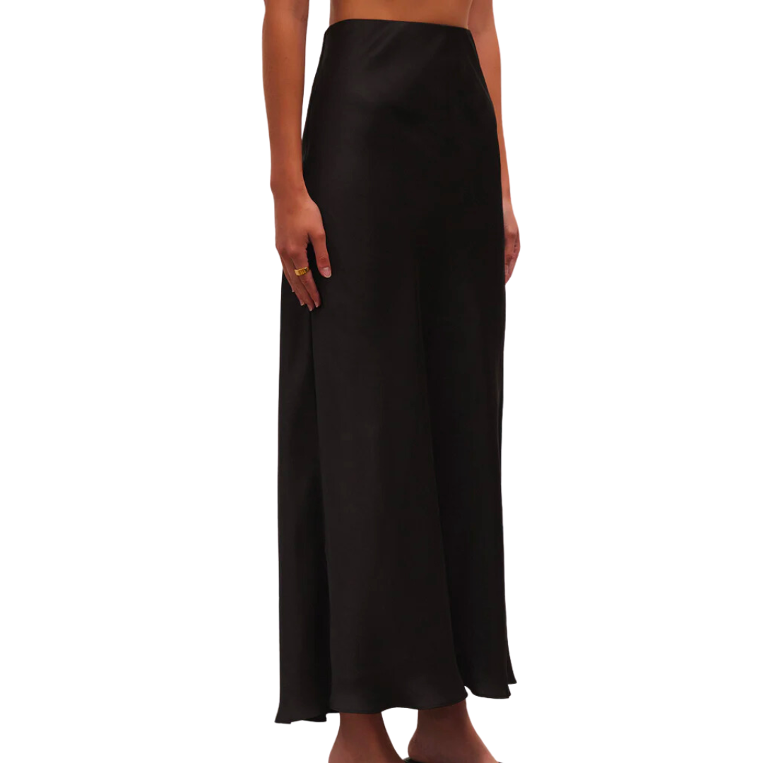 Europa Luxe Sheen Skirt in Black