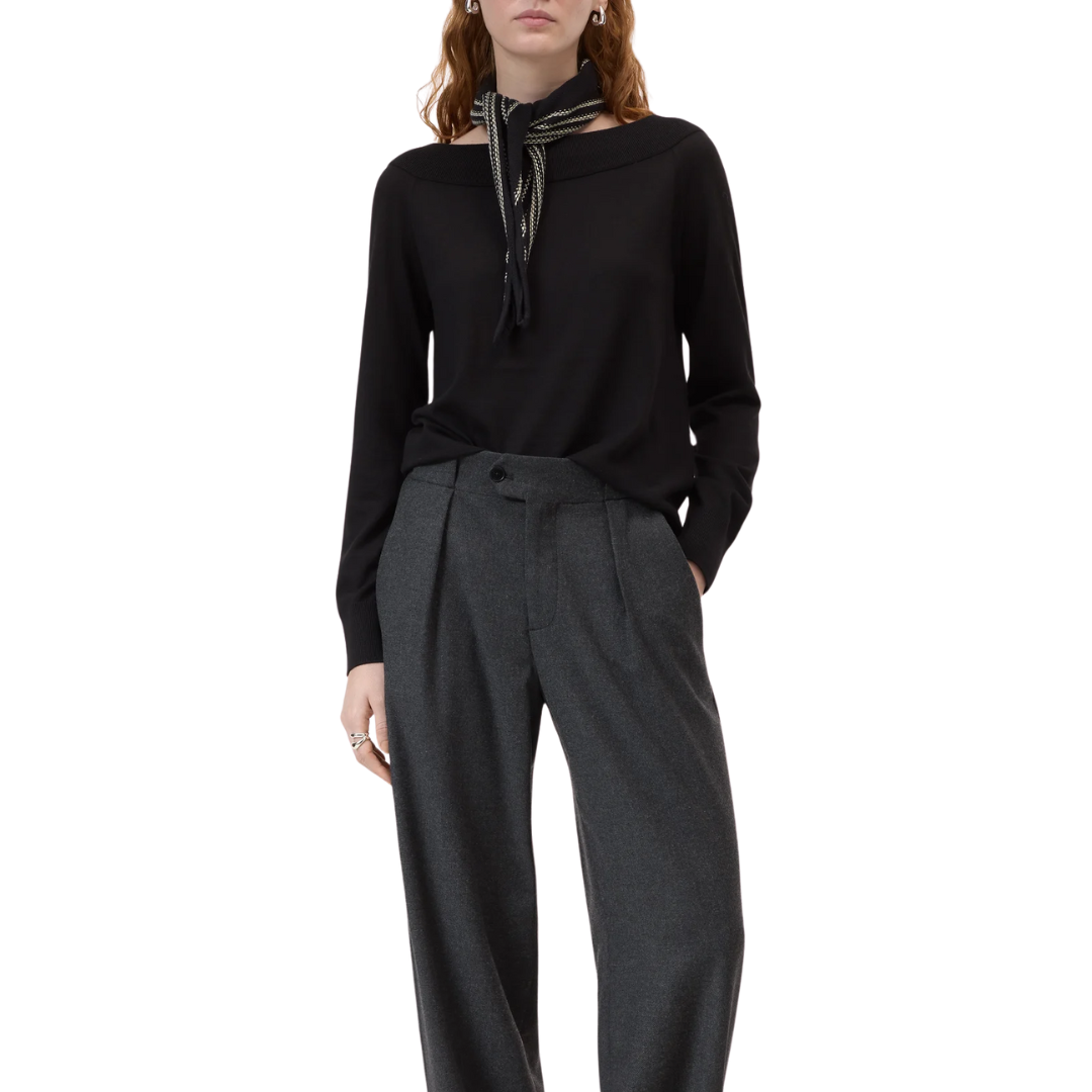 Wool And Silk Blend Jumper in Black