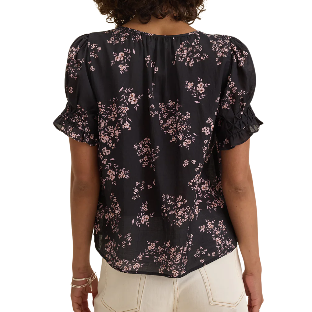 Leslie Top in Meadow