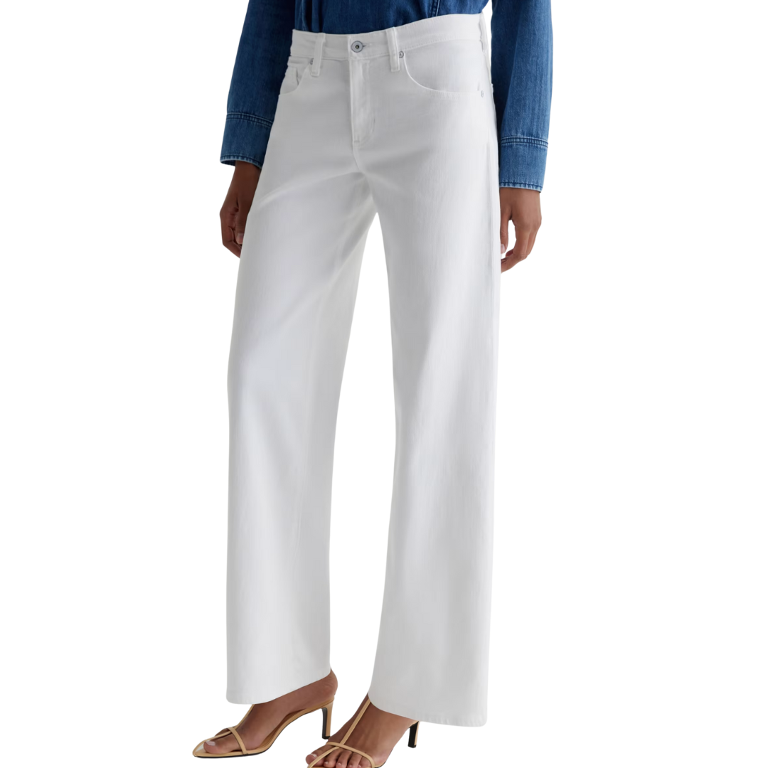 Adria in Gallery White