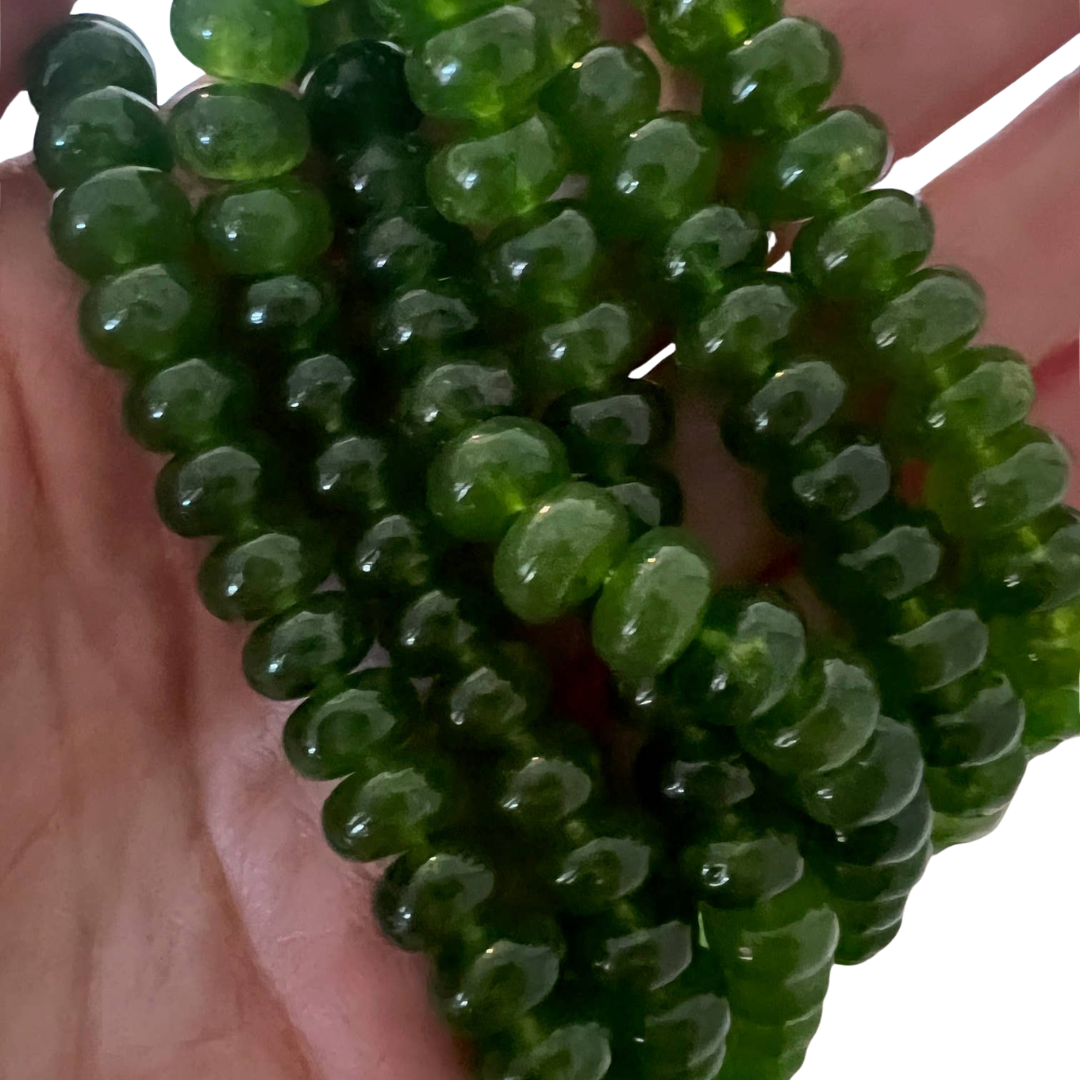 Lilly Gemstone Necklace Olive Green