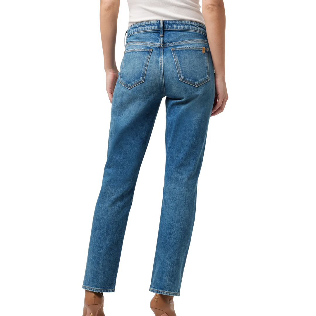 The Lara in Evoke