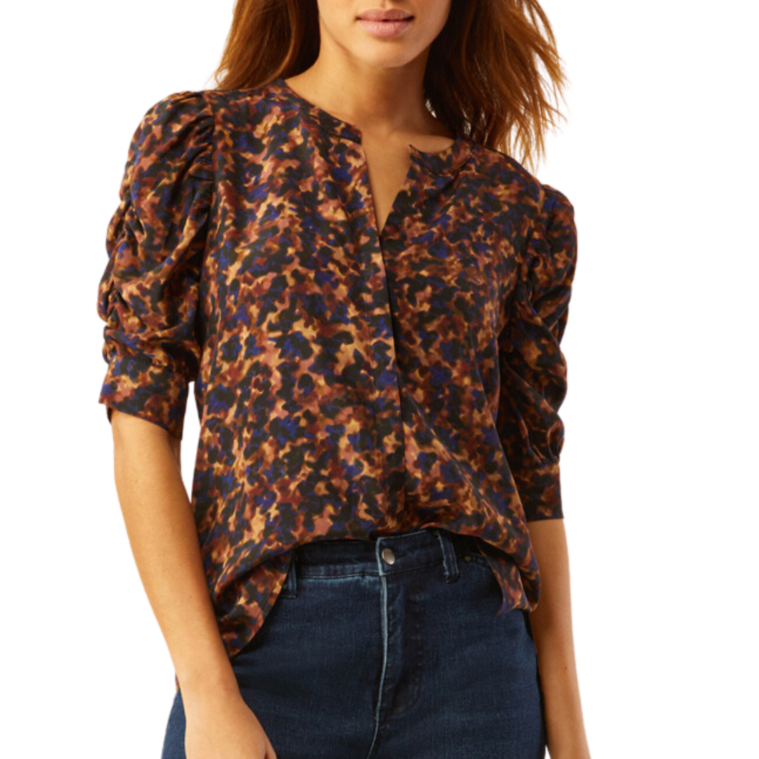 Blanchett Puff Sleeve Blouse in Tortoise Print