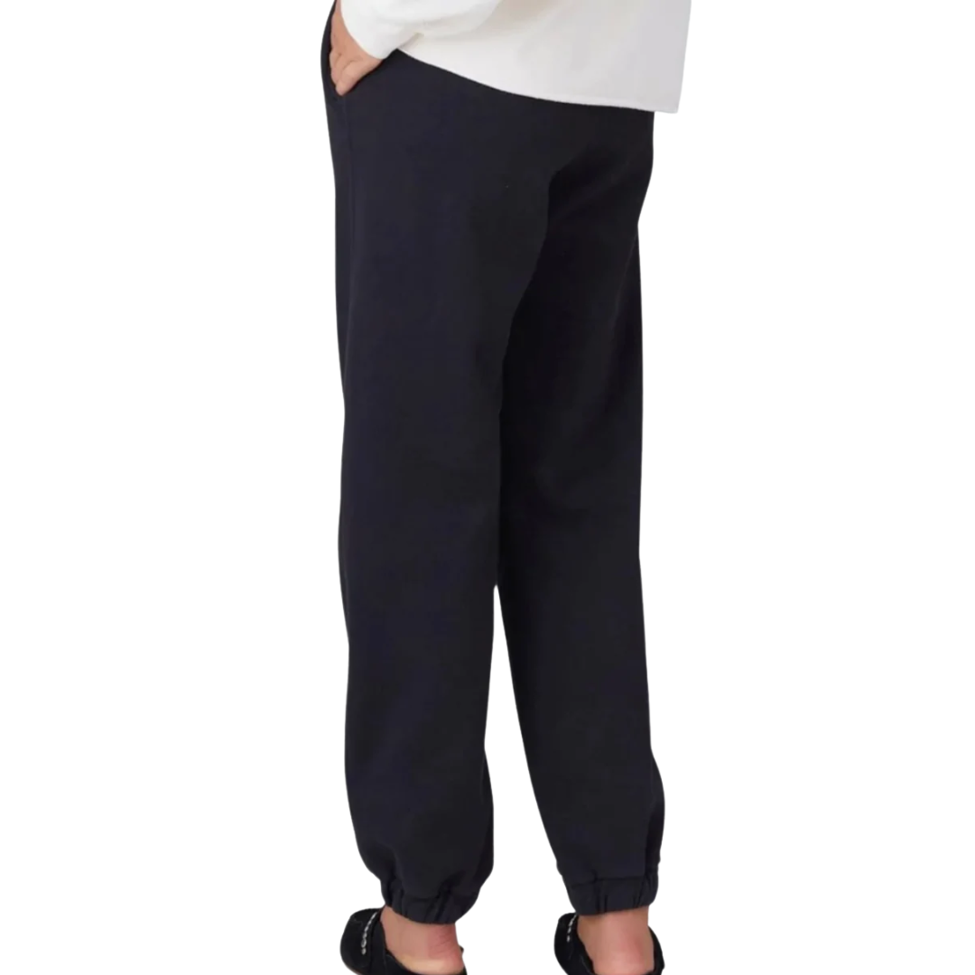 Devi Sweatpant in Black