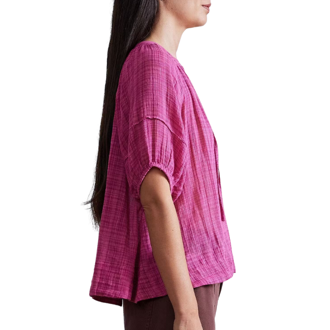 Lumina Popover in Raspberry