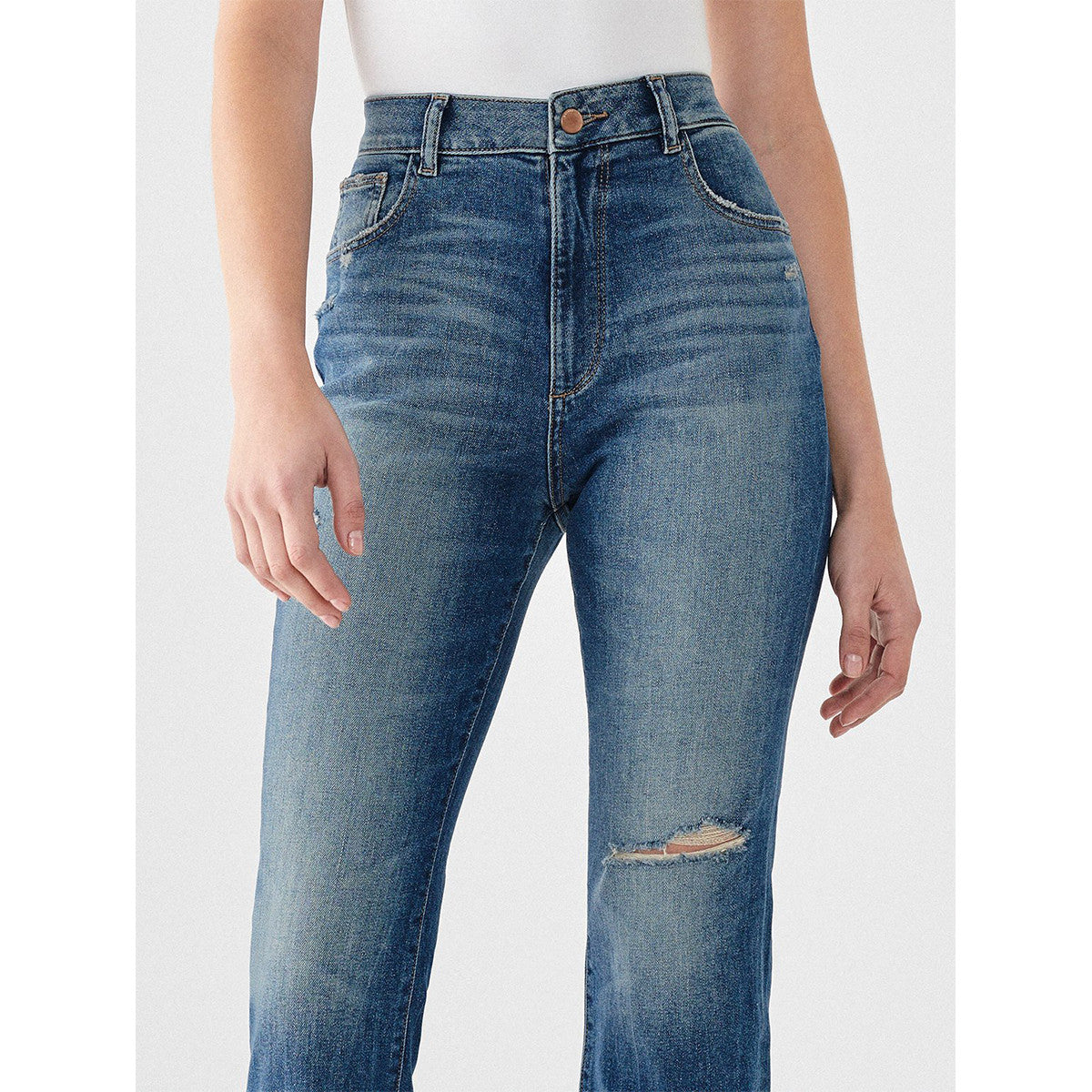Jerry High Rise Straight Jean in Edmund