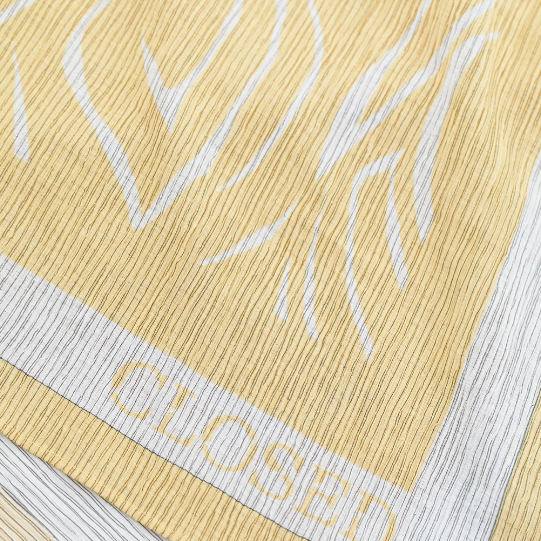 Scarf in Calamatta Yellow