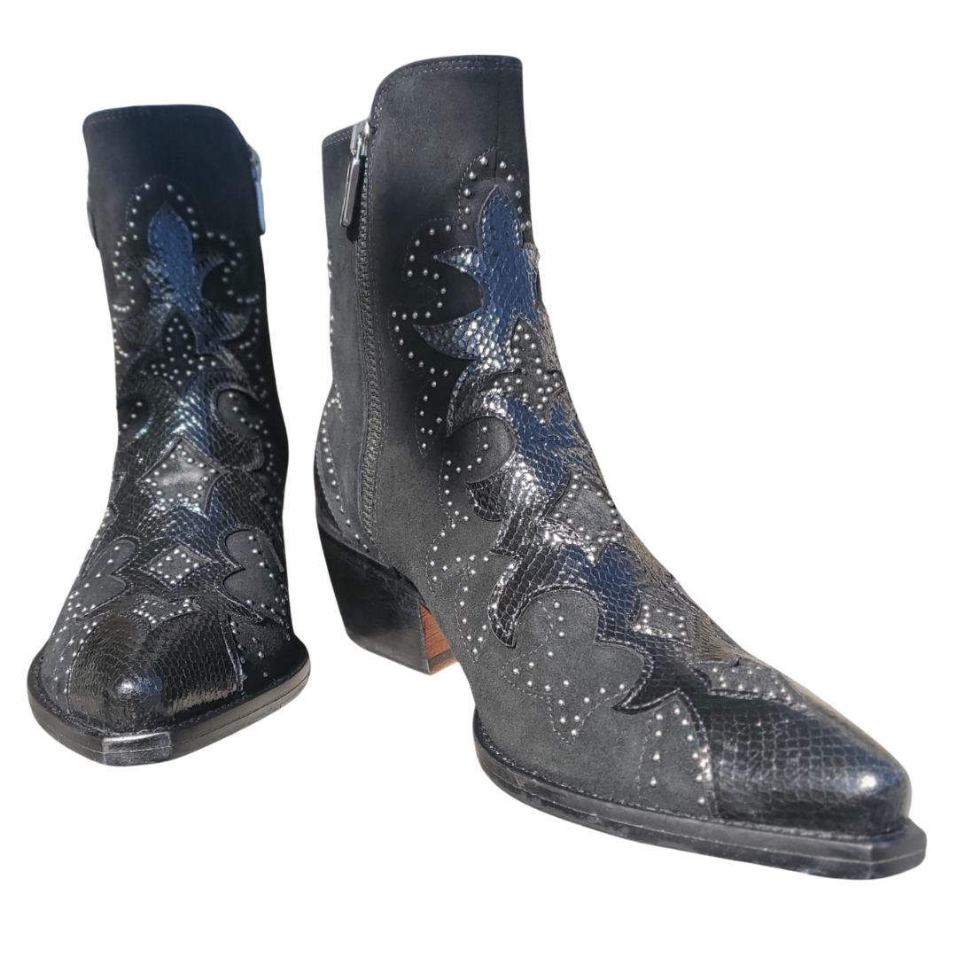 Cristal in Black Lavata