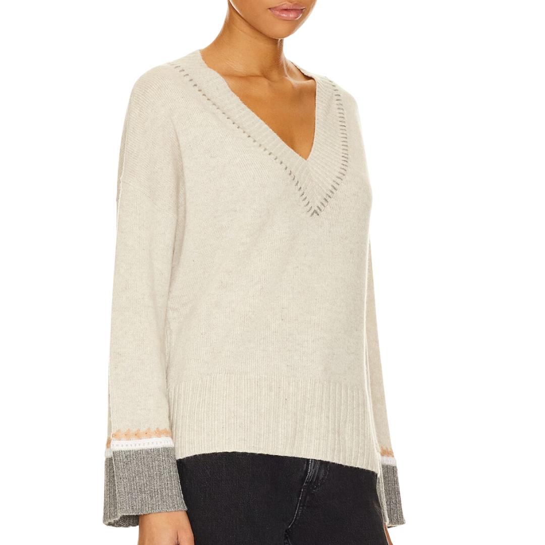 Oversized V With Crochet Details in Mojave/Neutral Combo