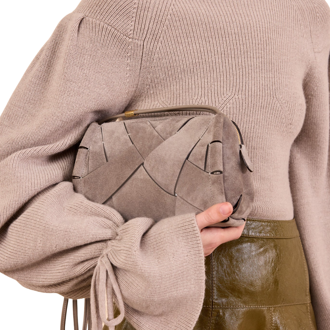 Charlotte Camera Bag in Dove