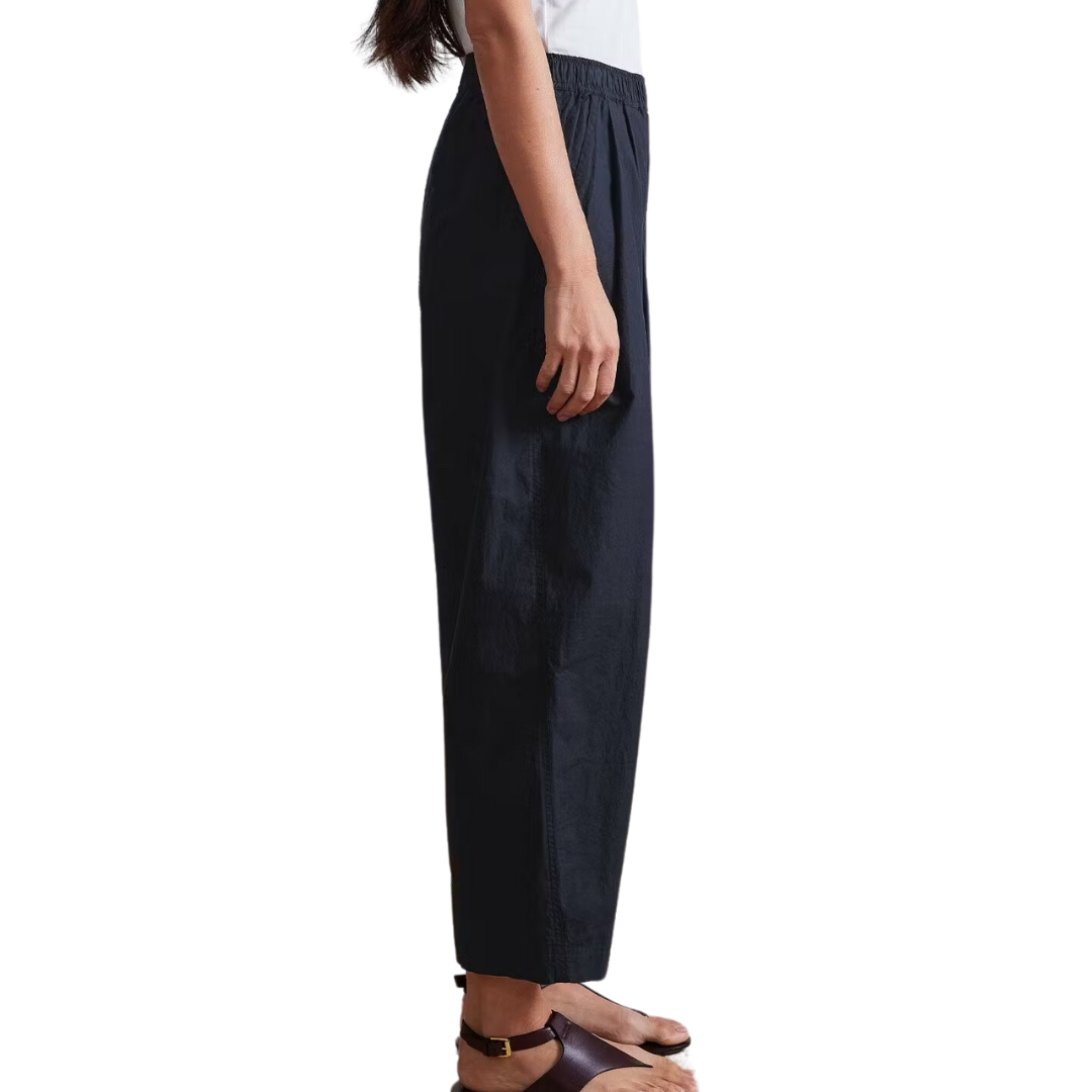Spa Pleat Pant in Black