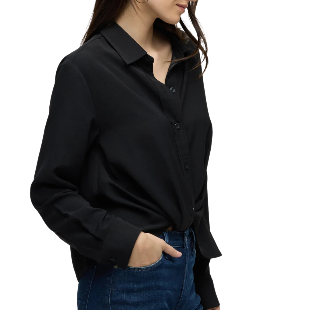 Long Sleeve Knotted Button Down Shirt in Black