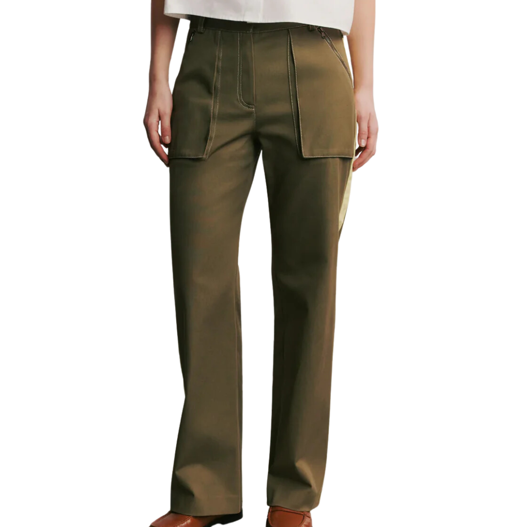 Isa Pant in Dark Olive
