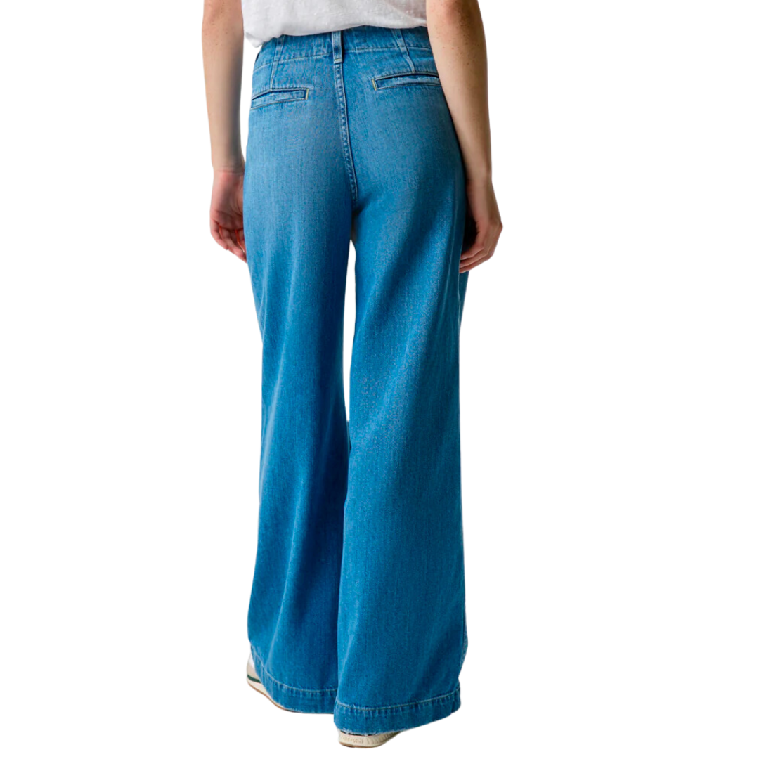 Edith Trouser in Amity