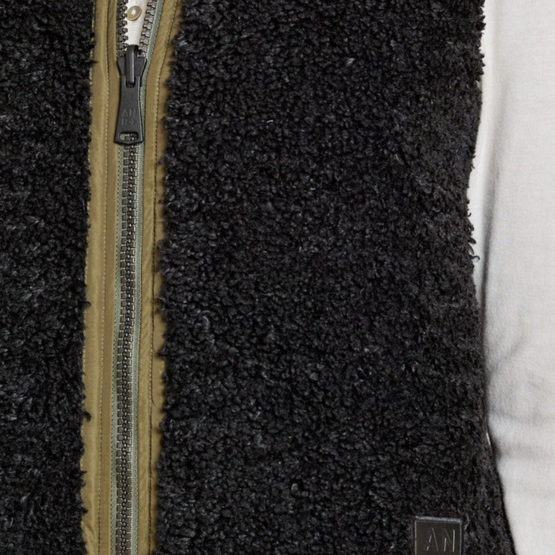 Sonja Reversible Short Vest in Dark Moss