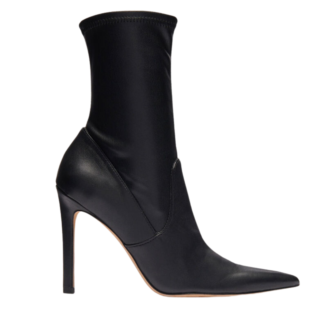 Asper Leather Ankle Boots in Black