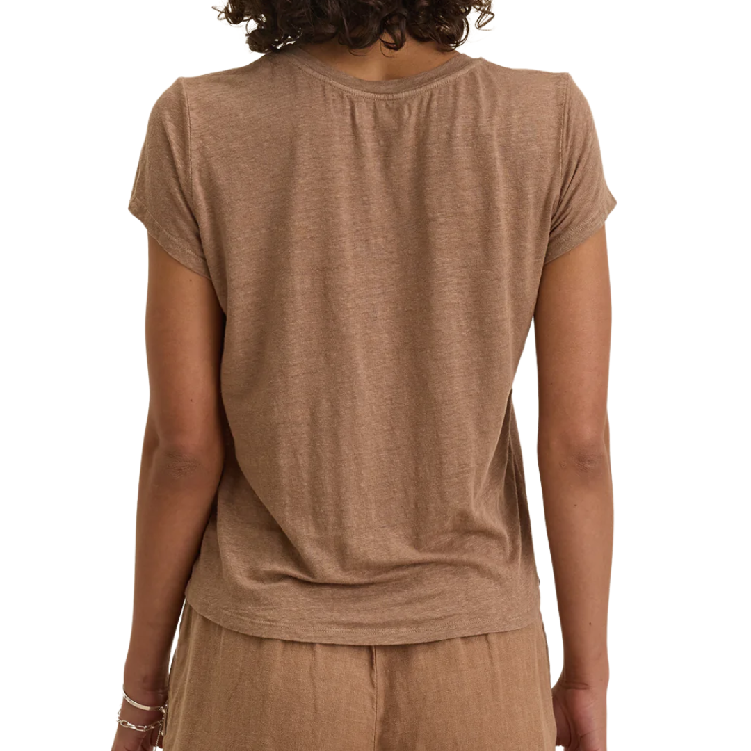 Casey Crew Neck Tee in Bark