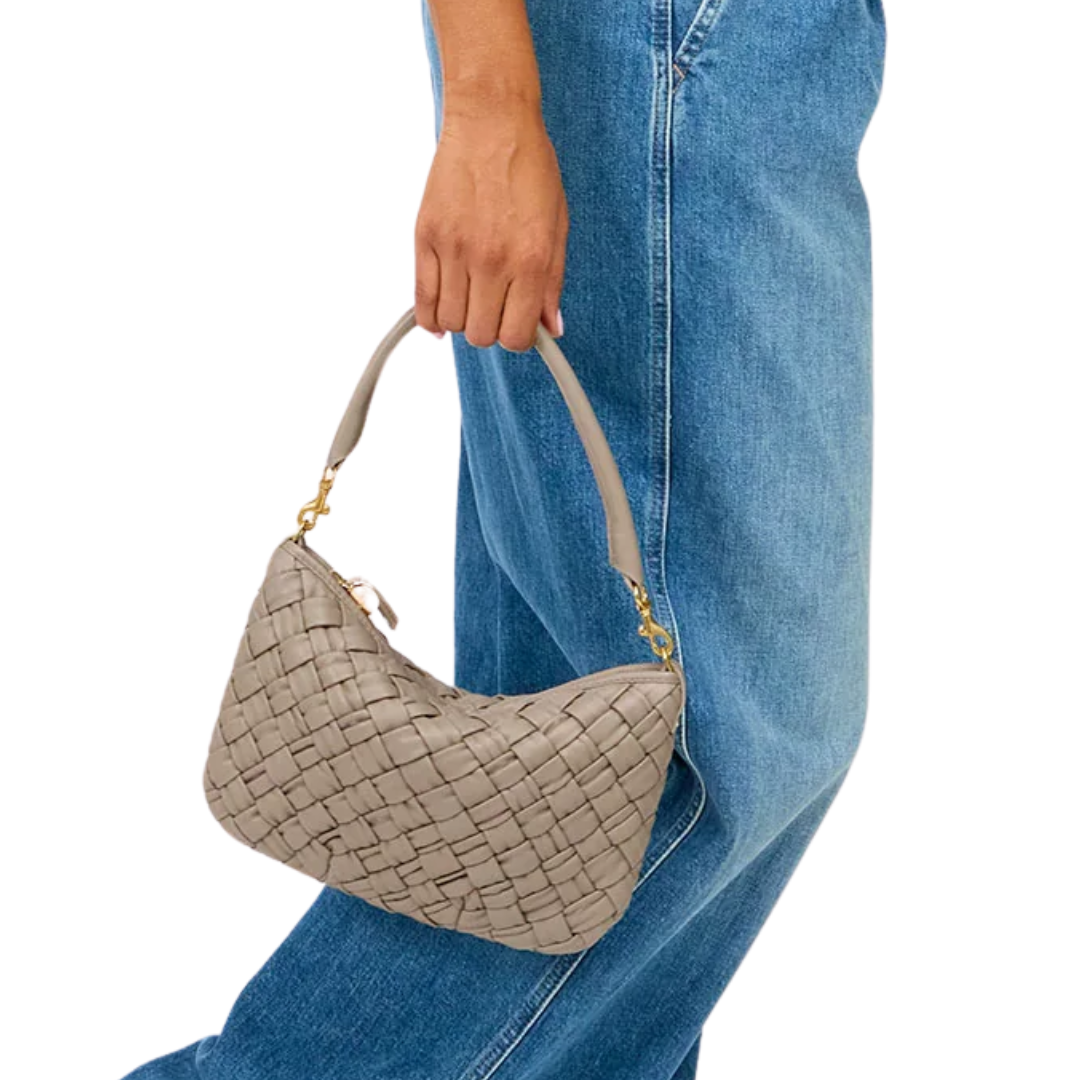 Petit Moyen in Dove Puffy Woven