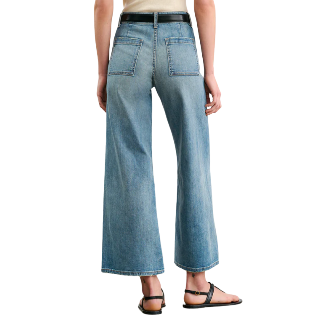Megan Jean in Summer Wash