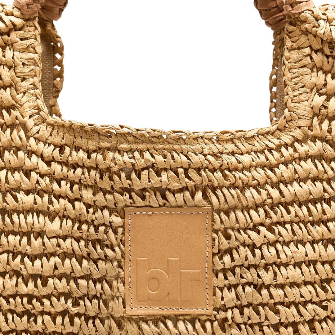 Ogico Straw Shopping Bag in Natural