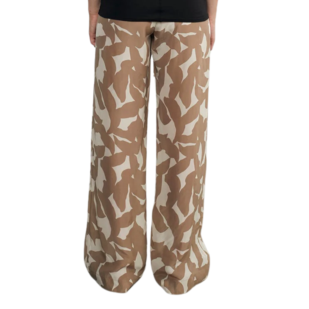 Resort Pant in Floral Camo