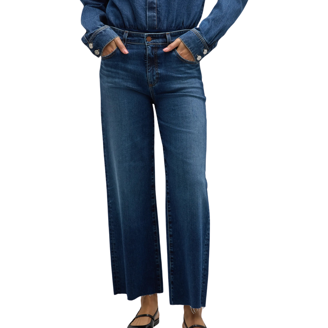 AG Saige Wide Leg Crop in Enigma