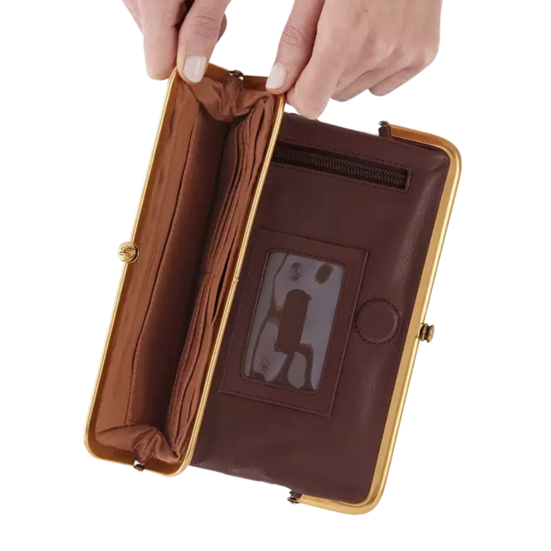 Lauren Clutch-Wallet in Pecan