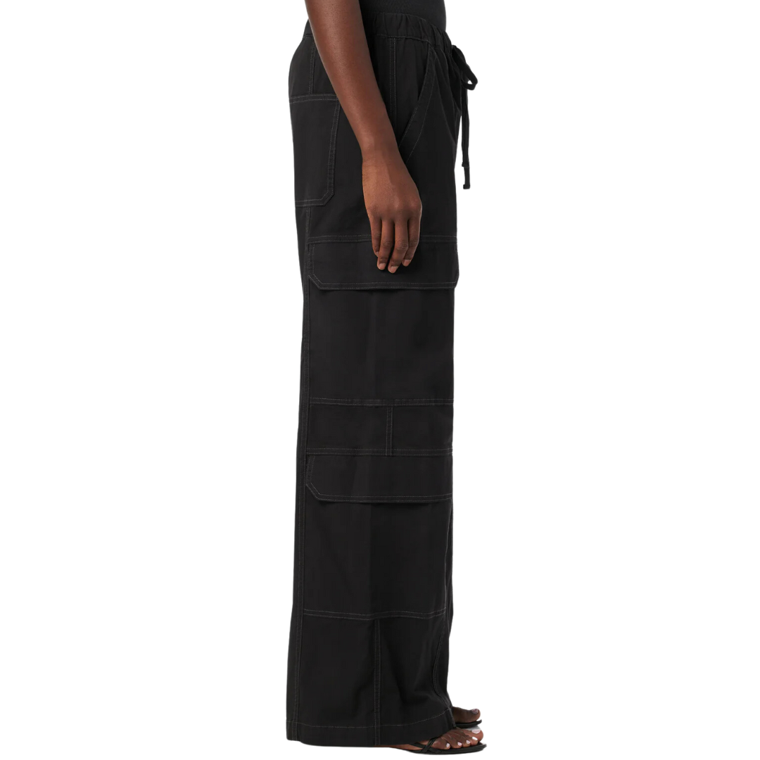 Drawstring Parachute Wide Leg Cargo Pant in Black