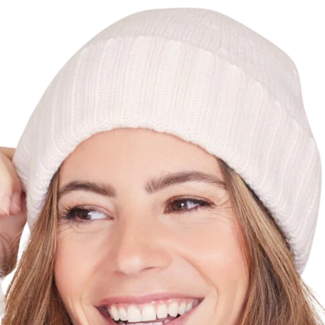 Stella Cashmere Beanie in Ivory