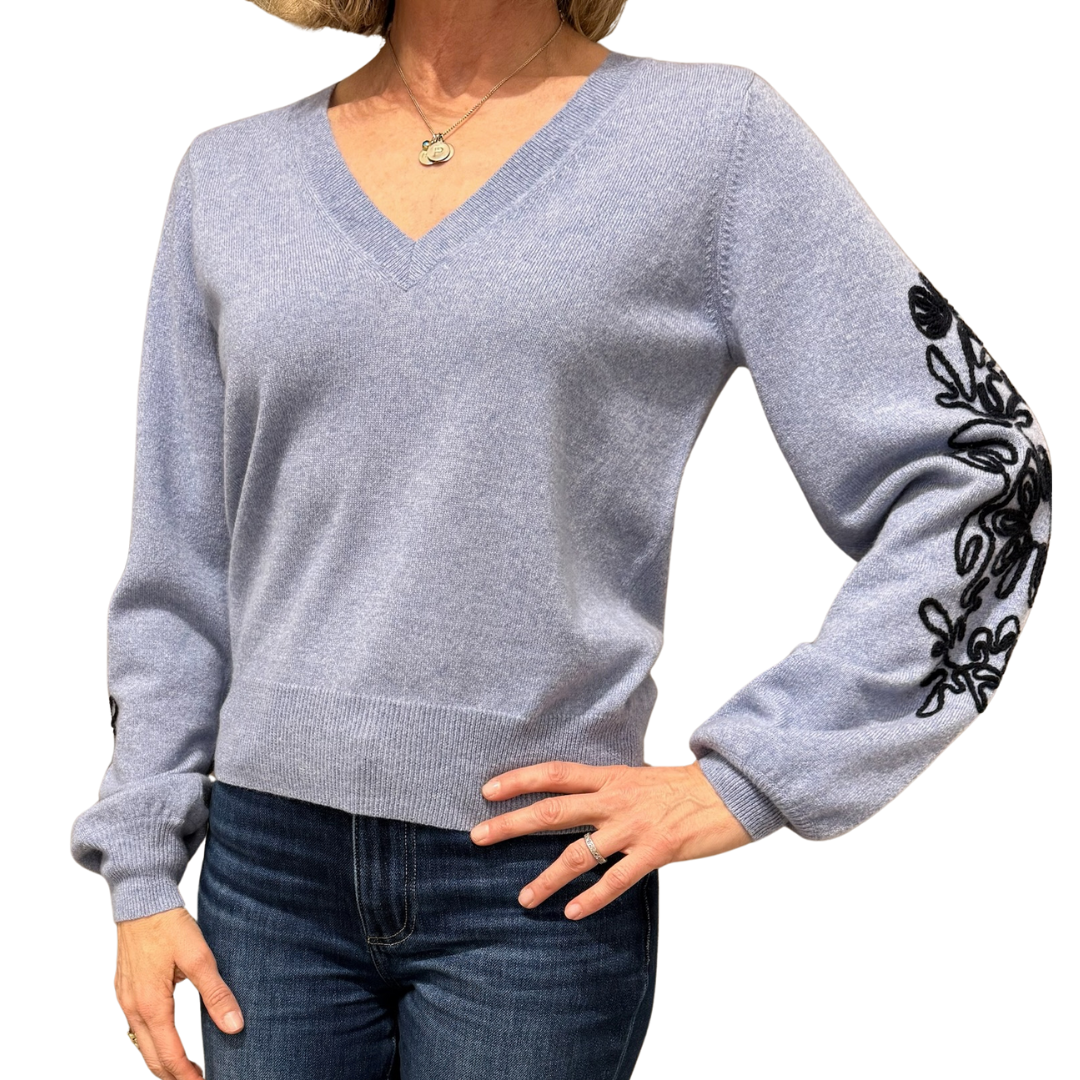Puff Sleeve V w/ Contrast Embroidery in Slate Combo