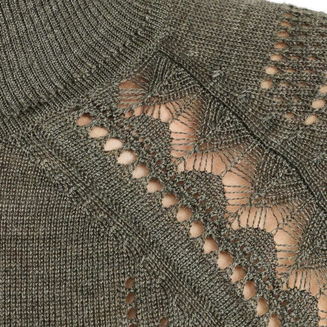 Paxton Turtleneck in Olive