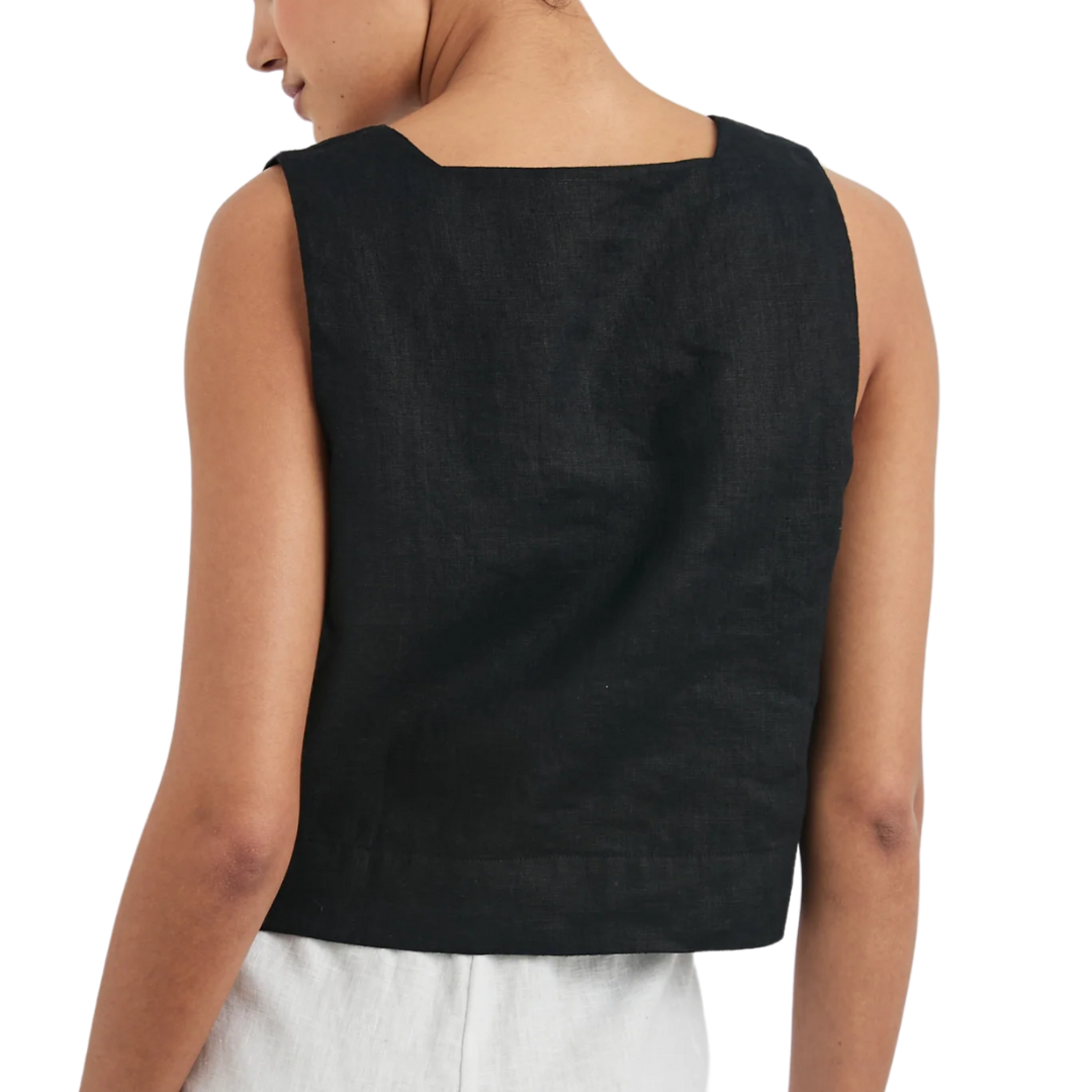 Akira Top in Black