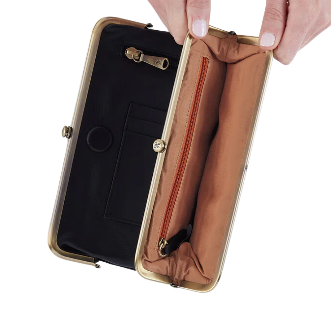 Lauren Clutch-Wallet in Black Suede