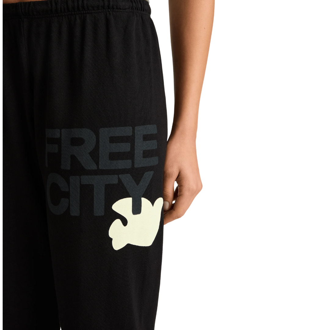 Freecitylarge Sweatpant in Blackspace Cream