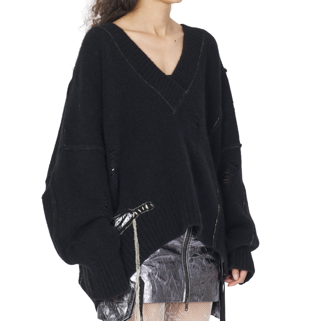 Yak Side Opening V-neck Sweater in Black