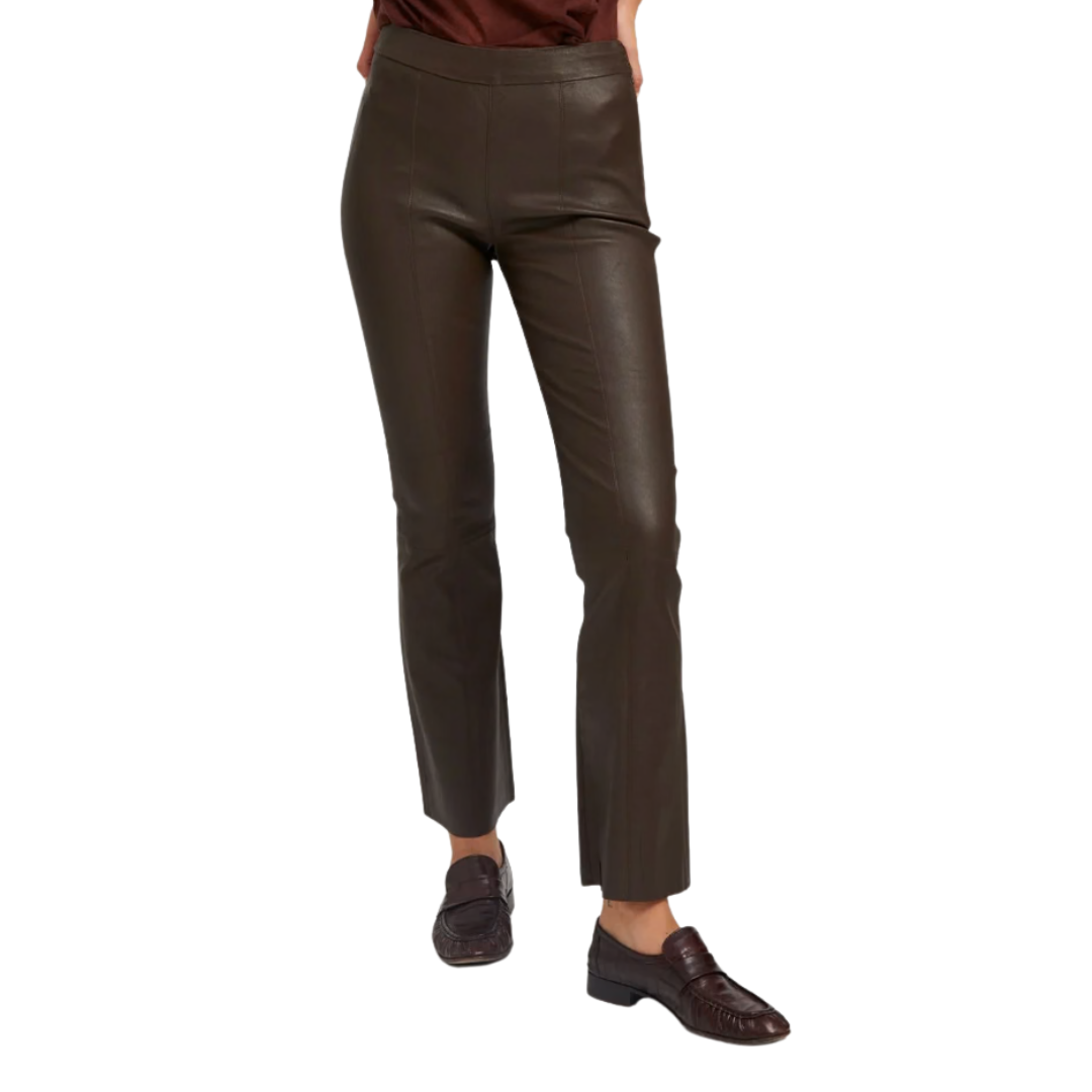 Ankle Flare with Princess Seams in Americano