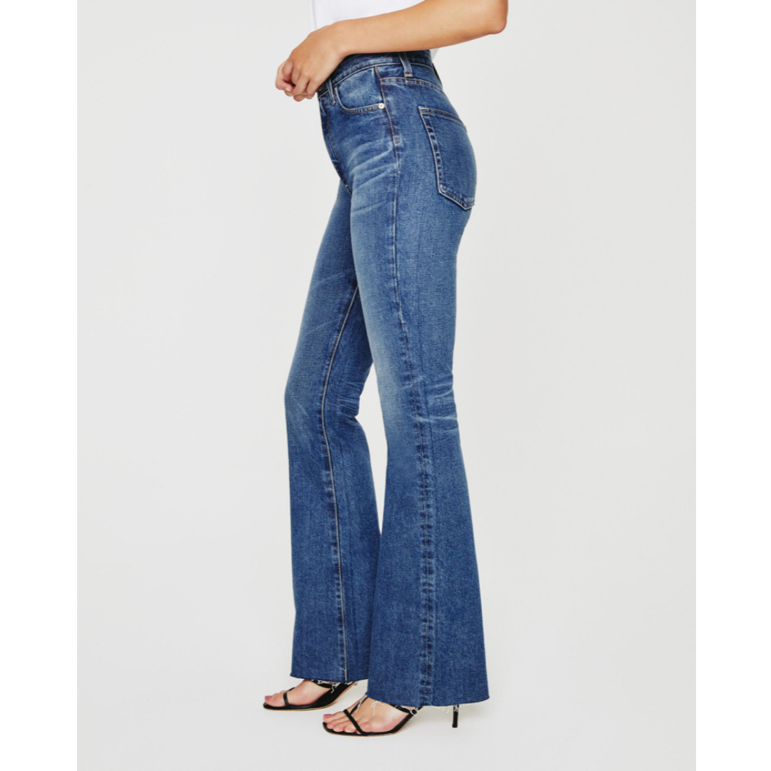 Alexxis High Rise Bootcut Jean in 10 Years ellewood