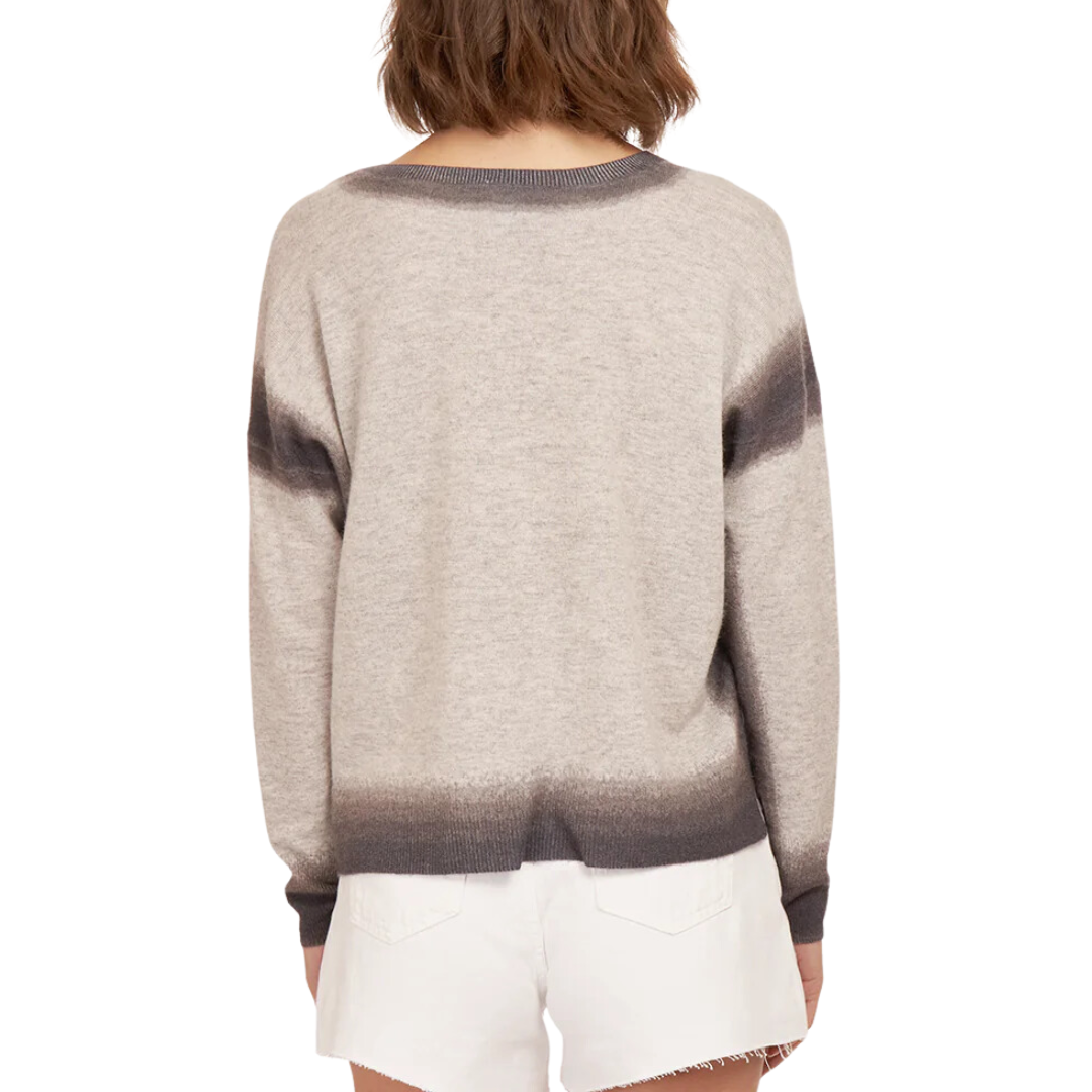 L/S V-Neck Gradient Edges in Fog/Neutral Combo