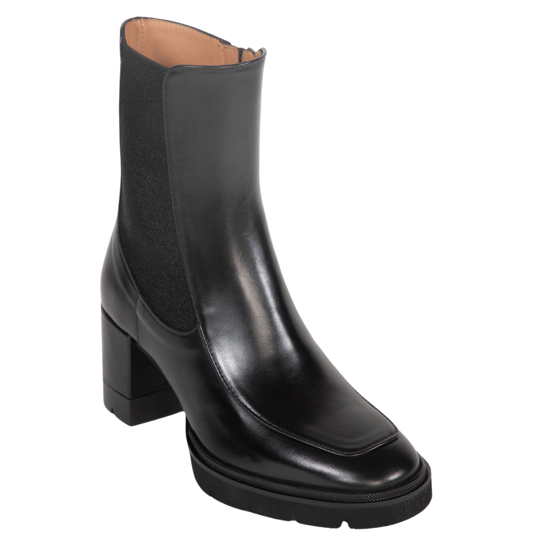Sharon Heeled Ankle Boots in Daniel Black