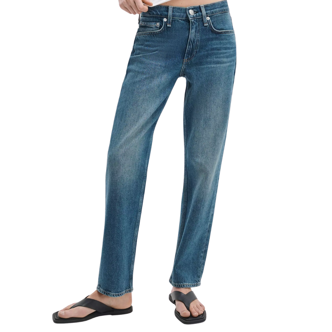 Harlow Ankle Straight Jeans in Easton