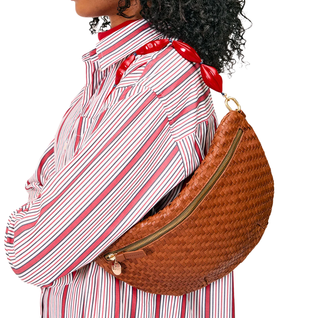Grande Fanny in Hazelnut Woven Zig-Zag