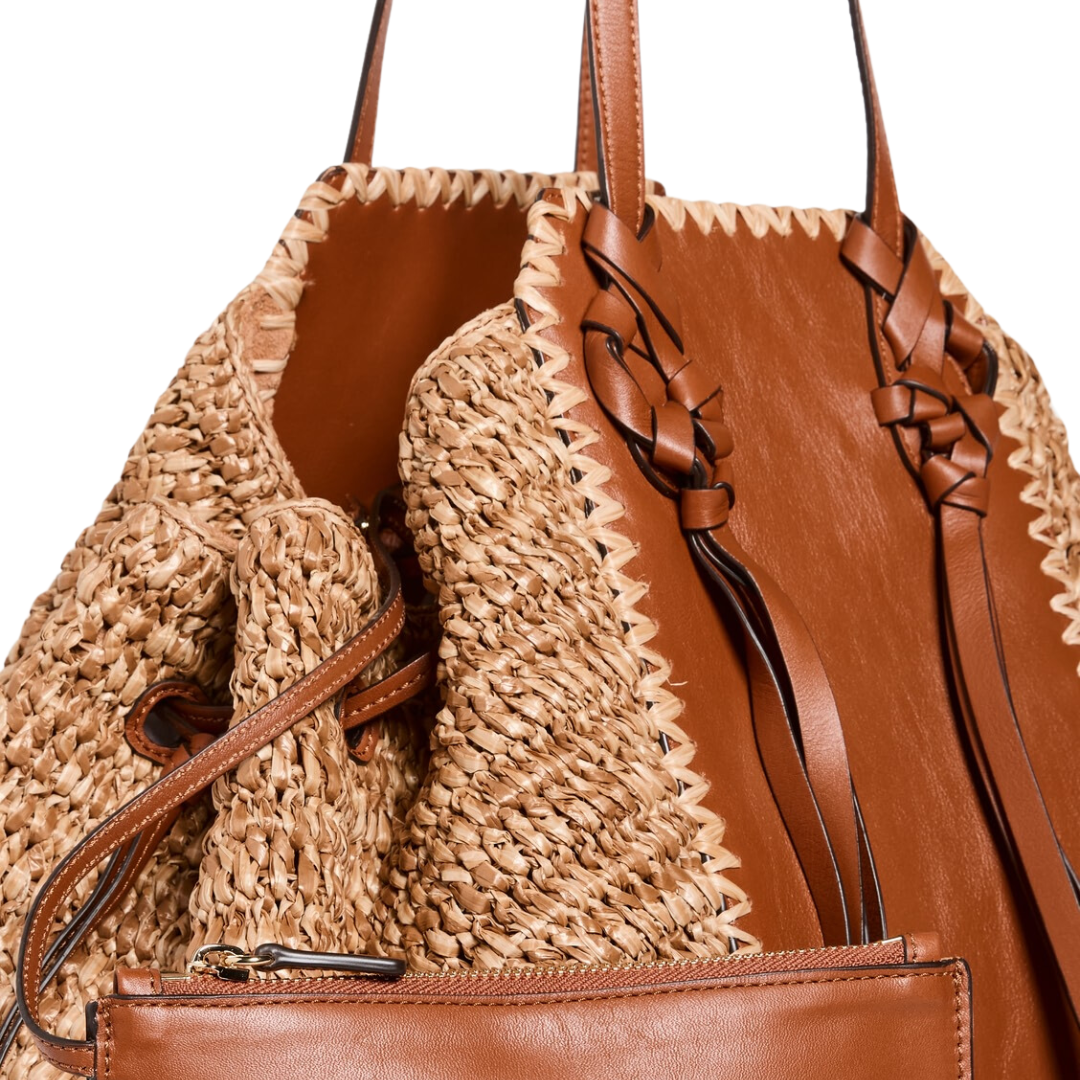 Daphne Carryall in Natural